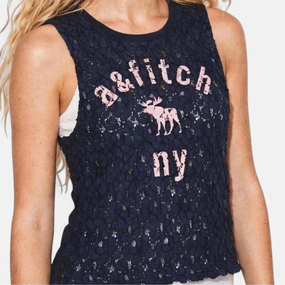 Abercrombie & Fitch Women's Navy and Blue Vest